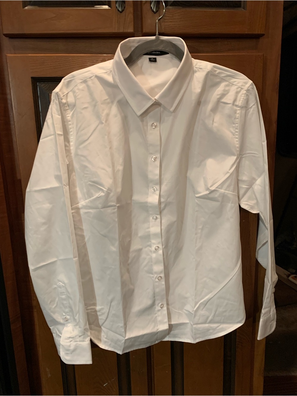 Women’s White Button-Down Dress Shirt - Classic Fit